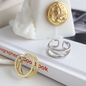 Anillo "Estilo Cruzado" de plata 925