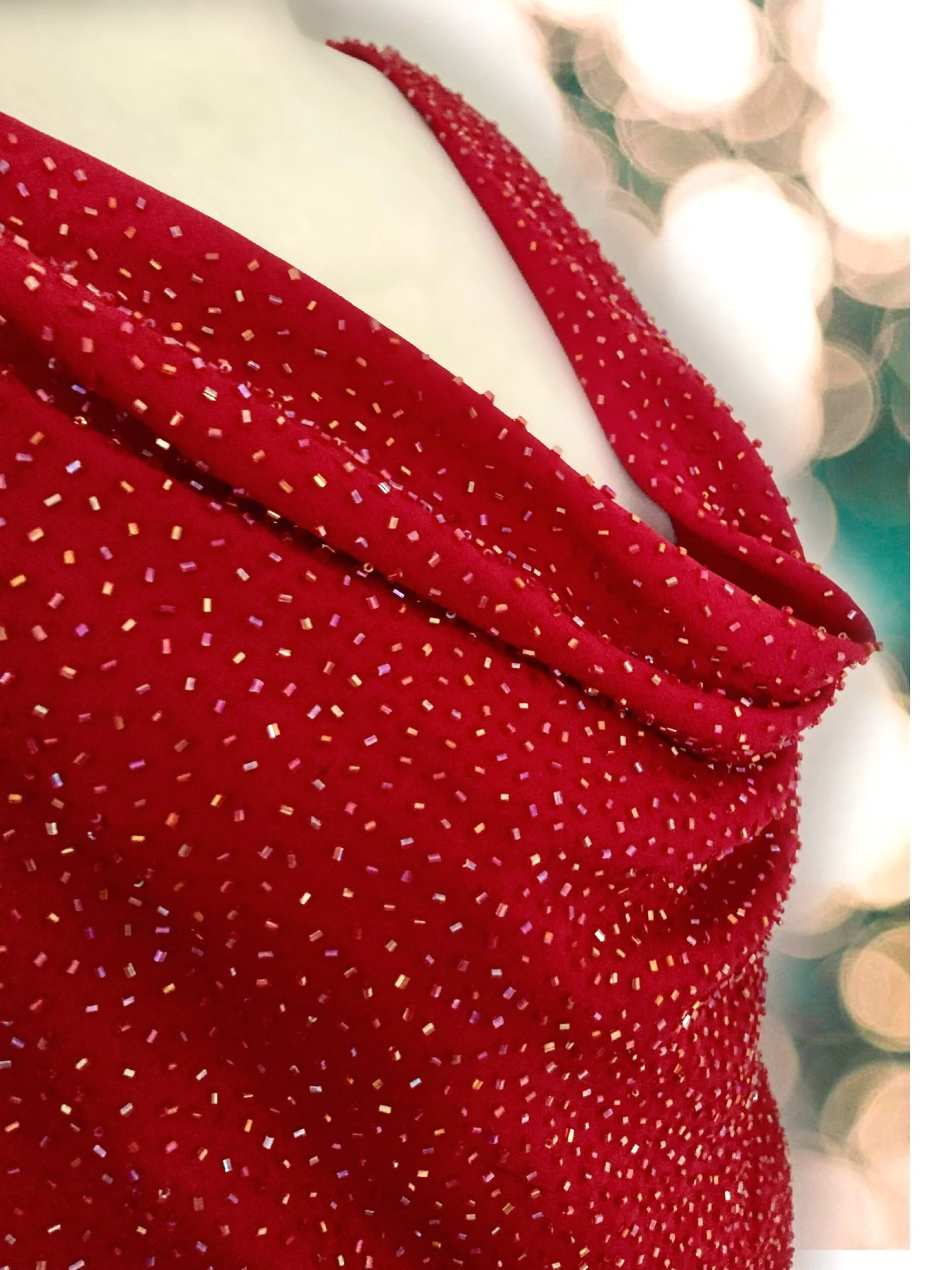 Sweter Cuello Rojo Drapeado