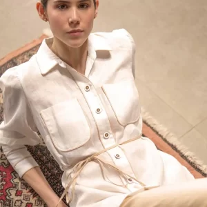 Camisa Arrezo Blanca Con Ribete Beige